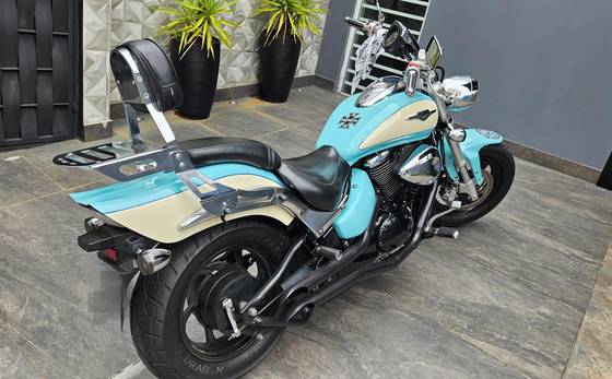 SUZUKI BOULEVARD M800 